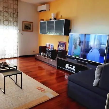 Apartment Beautiful Magnolia-near The Sea